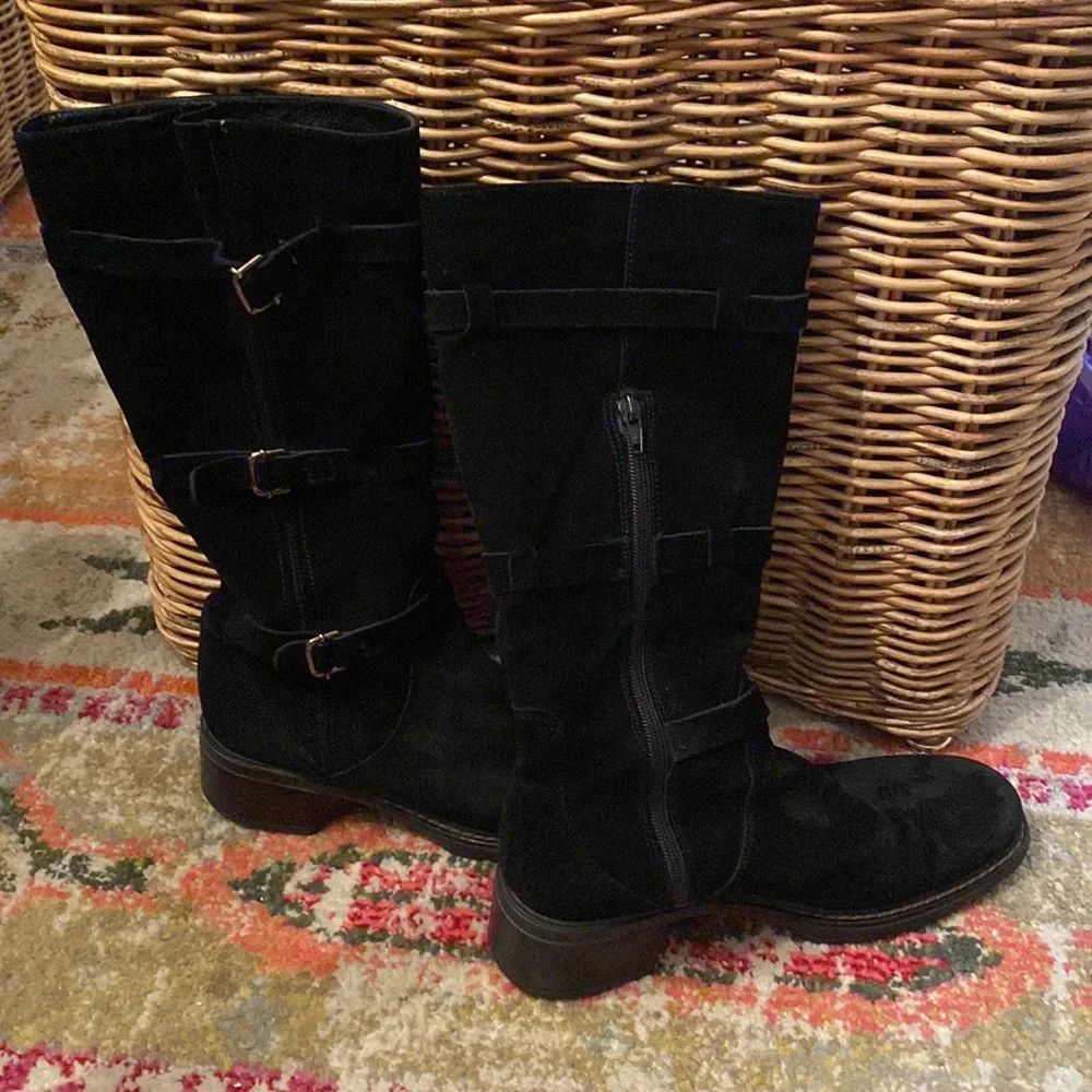 Aquatalia Suede Riding Boots Gussets $400 Sz 8.5 LAST CALL❗️ - Picture 3 of 11